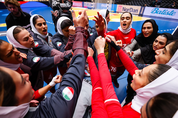 بیست و ششمین دوره مسابقات هندبال قهرمانی زنان جهان ۲۰۲۳ دانمارک؛ ایران - لهستان/ عکس