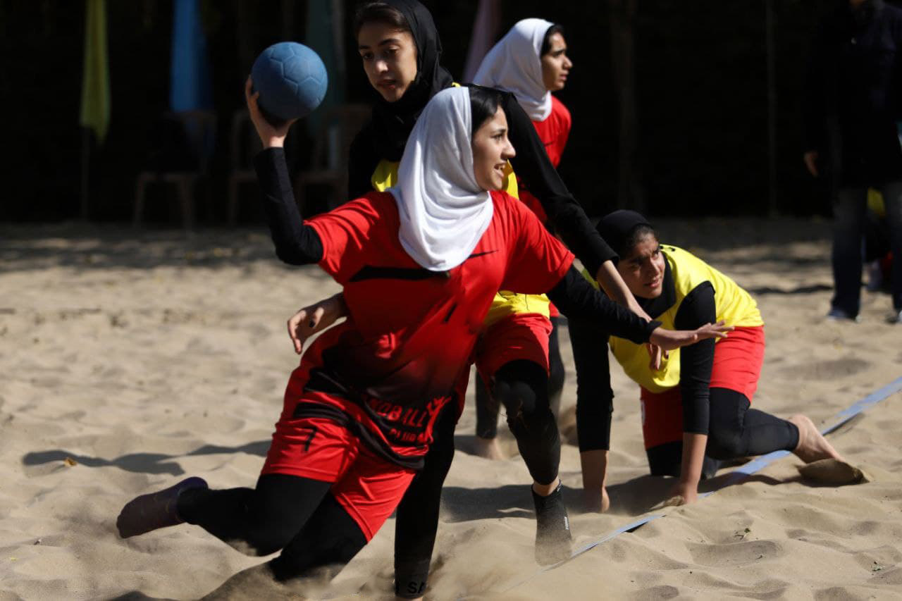 برگزاری مسابقات مرحله نهایی هندبال ساحلی بانوان به میزبانی بندرعباس