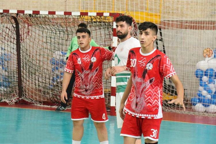 پیروزی تیم‌های مدعی در روز دوم مسابقات هندبال قهرمانی نوجوانان ایران