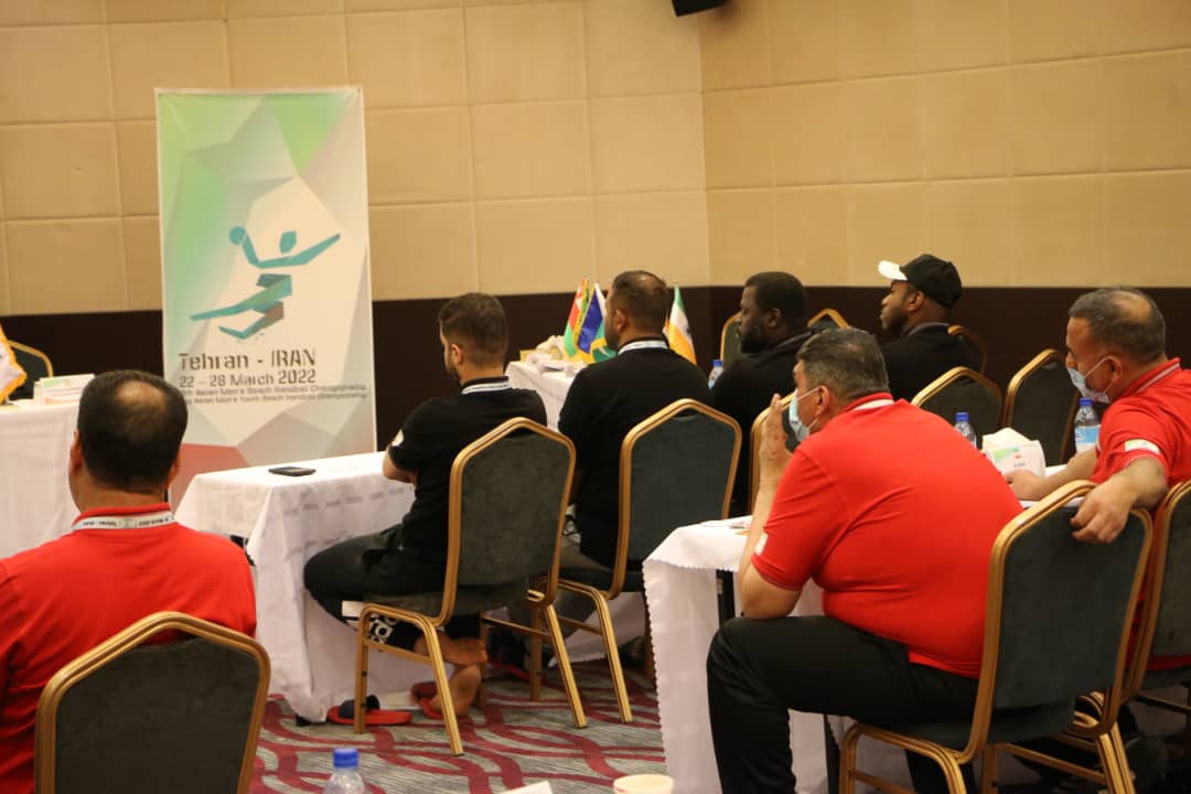 رقابت‌های هندبال ساحلی قهرمانی آسیا _ ایران / برگزاری نشست داوران