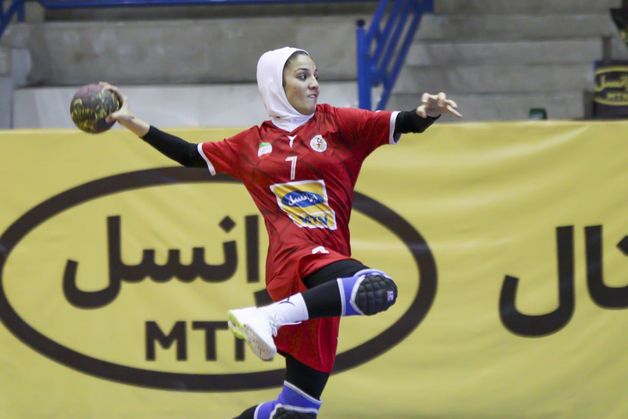 رقابت‌های هندبال جوانان دختر قهرمانی جهان / عملکرد خوب دختران ایران و کسب تساوی در دیدار اول