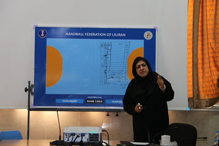 پیشکسوت هندبال ایران: استعدادیابی بسیار خوبی در هندبال کشور جریان دارد / داوران هندبال ایران در مدت زمان اخیر بسیار درخشیدند
