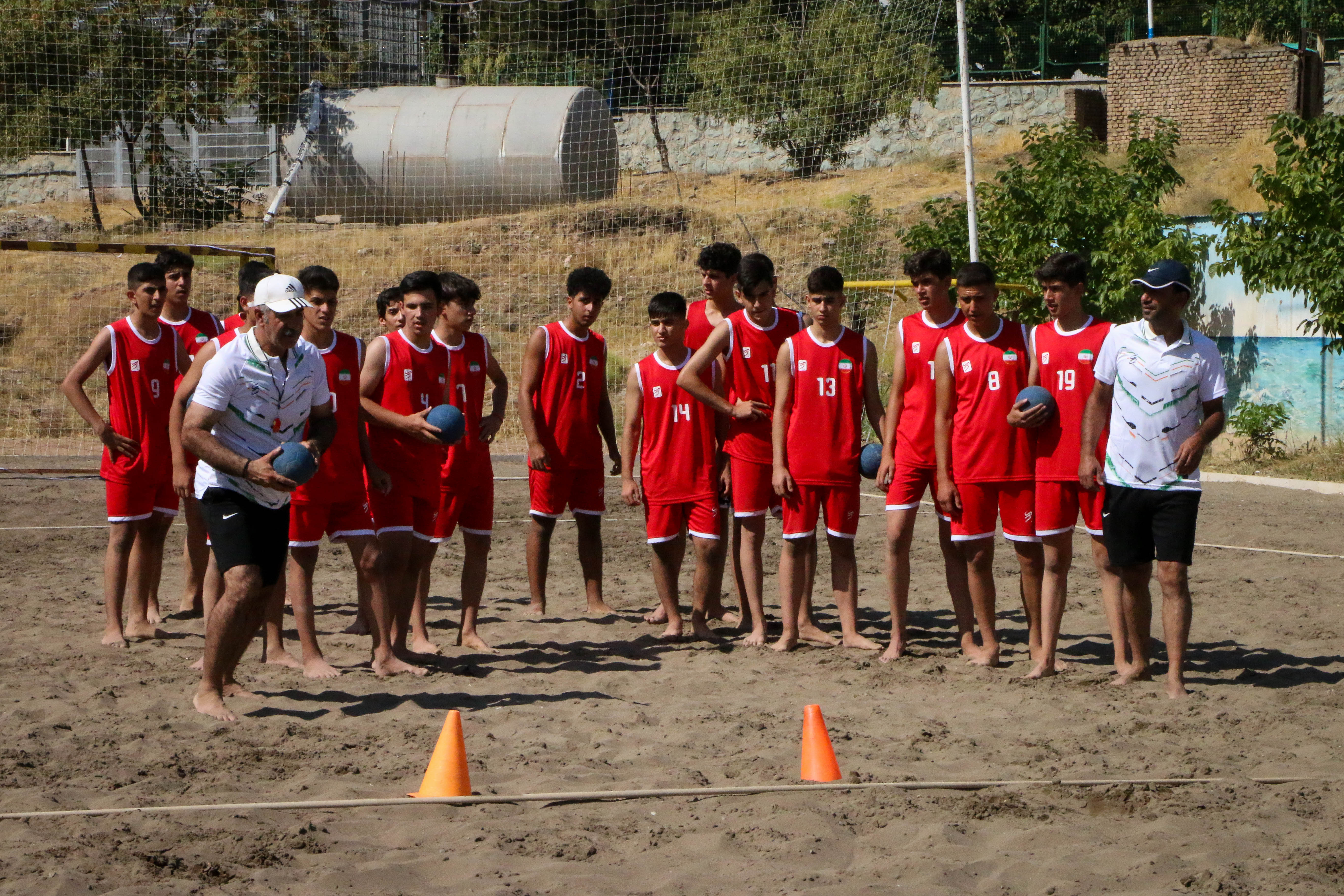 آغاز پنجمین اردوی تیم ملی هندبال ساحلی نوجوانان از امروز