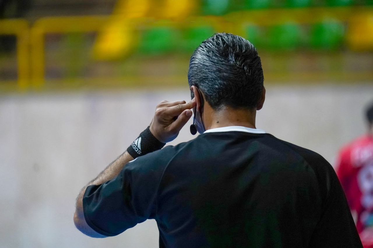 برگزاری نشست فنی داوران و ناظران لیگ برتری در اصفهان