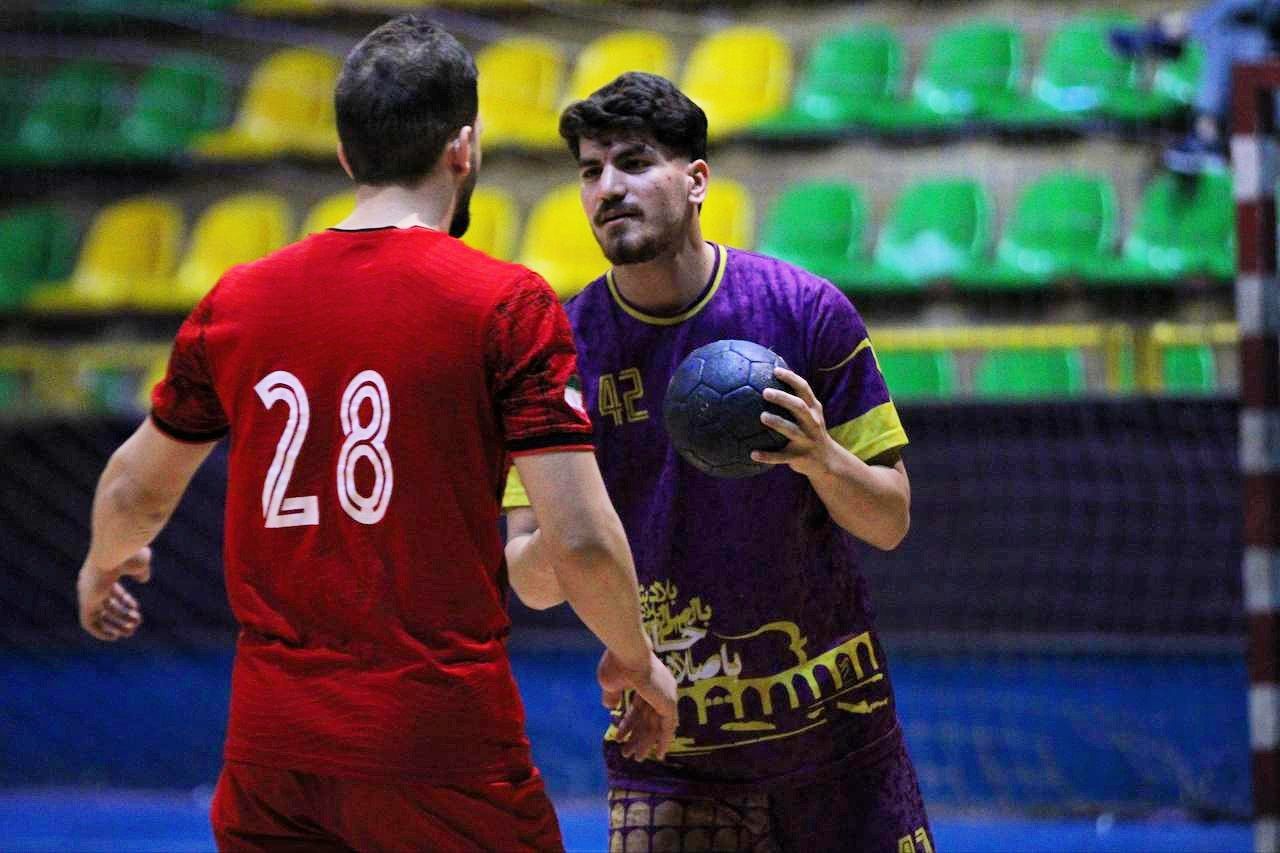 نبردهای تعیین‌کننده برای تیم‌های قعرنشین/ لیگ برتر هندبال همچنان ملتهب در بالای جدول