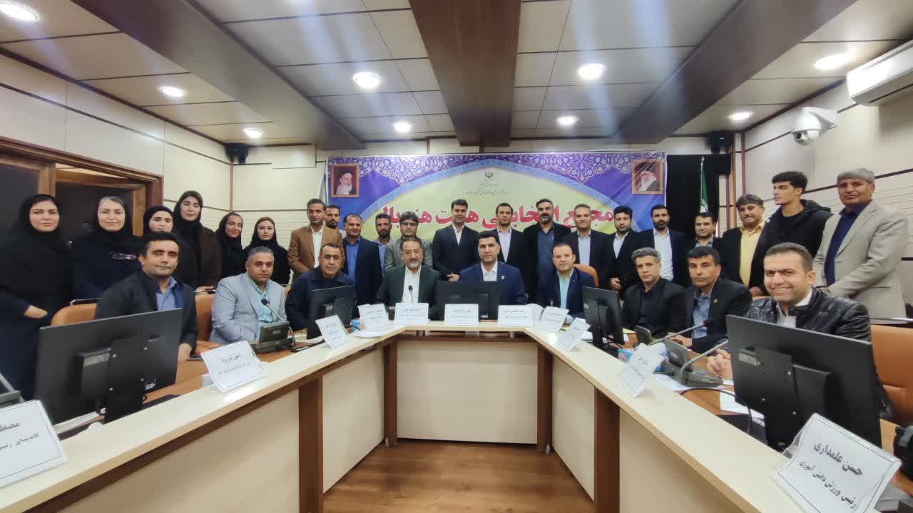 انتخاب رئیس هیات هندبال کهگیلویه و بویراحمد/ پاکدل: توجه به رده‌های پایه مسیر توسعه هندبال را هموارتر می‌کند