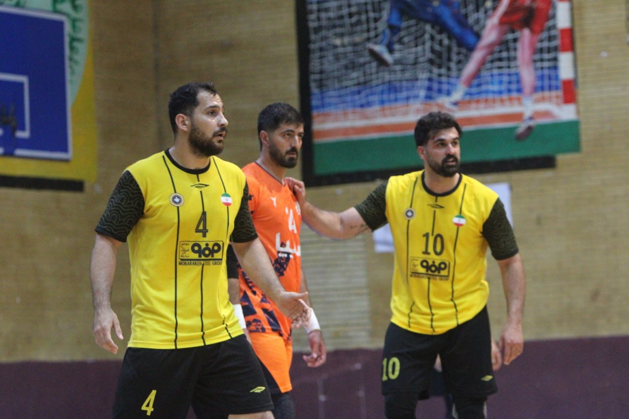 سپاهان، برنده دوئل بزرگ هفته هفدهم/ استقلال برد و صدرنشین باقی‌ماند
